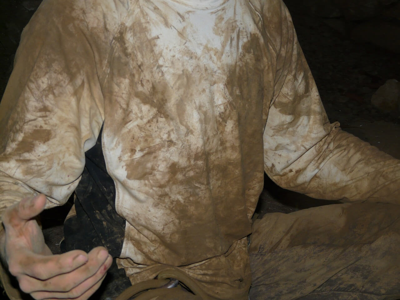 LAG Hessen: Bei stark verschmutzter Arbeitskleidung gehört das Umziehen zur Arbeitszeit